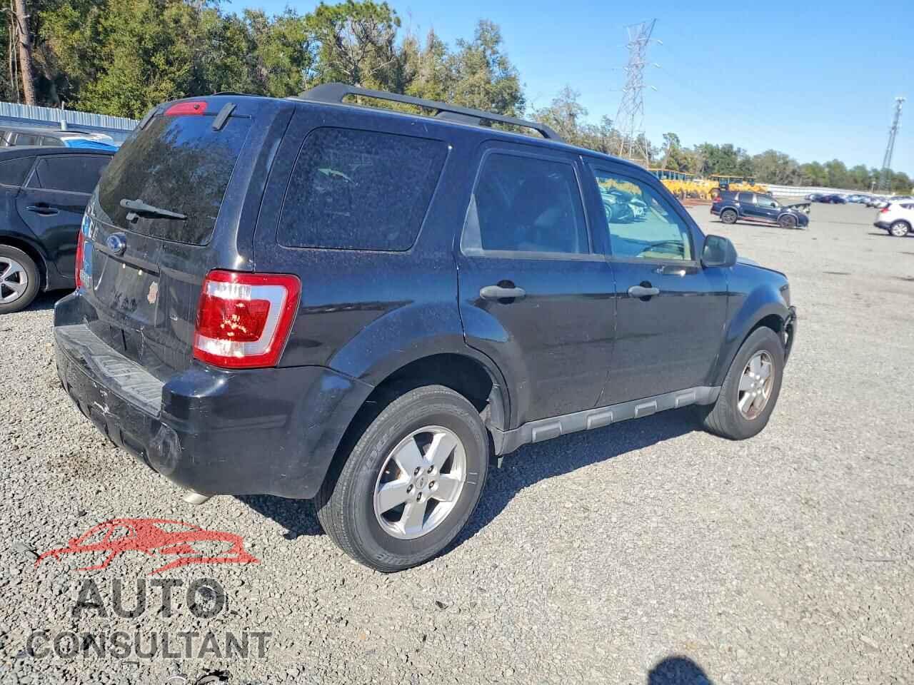FORD ESCAPE 2011 - 1FMCU0D77BKA15980