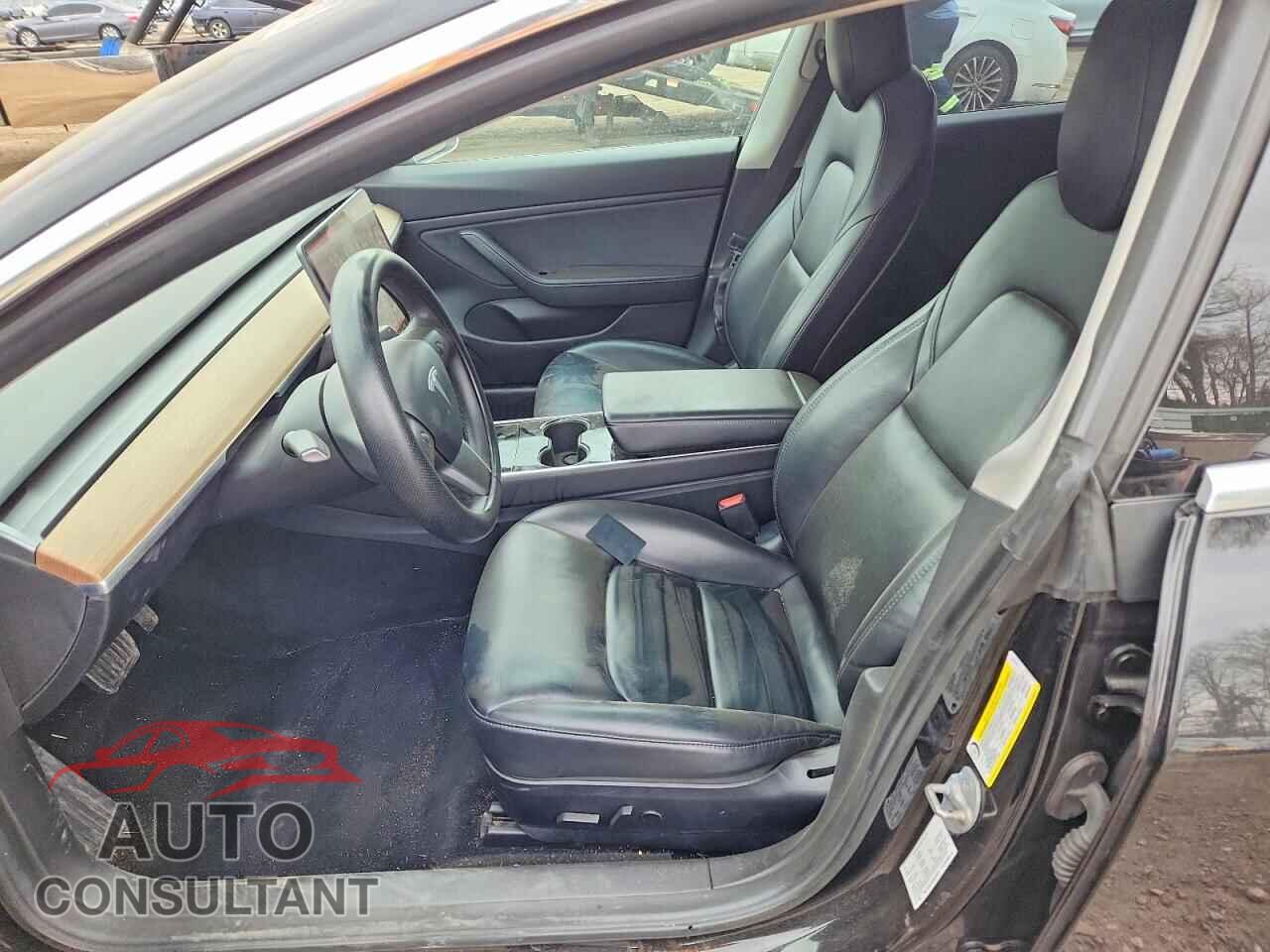 TESLA MODEL 3 2019 - 5YJ3E1EA4KF435971