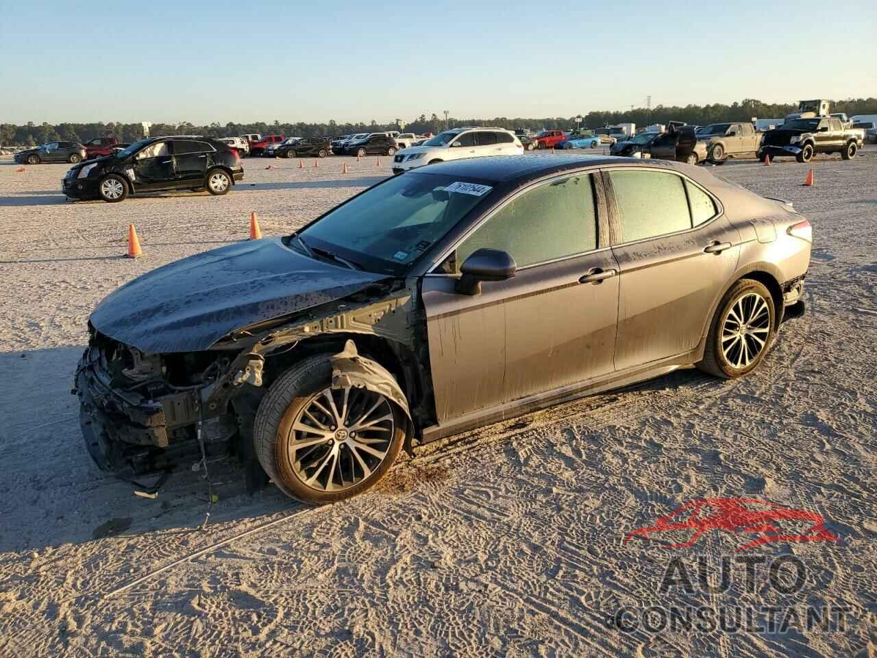 TOYOTA CAMRY 2020 - 4T1G11AKXLU502458