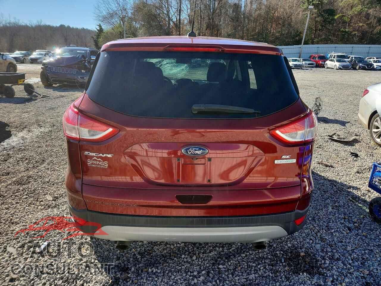 FORD ESCAPE 2015 - 1FMCU0GX9FUC04331