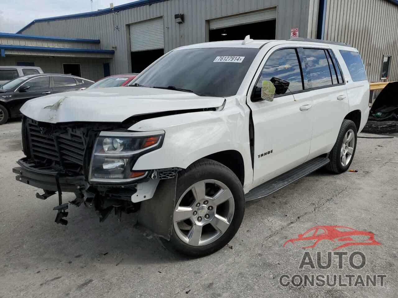 CHEVROLET TAHOE 2018 - 1GNSCBKCXJR347228