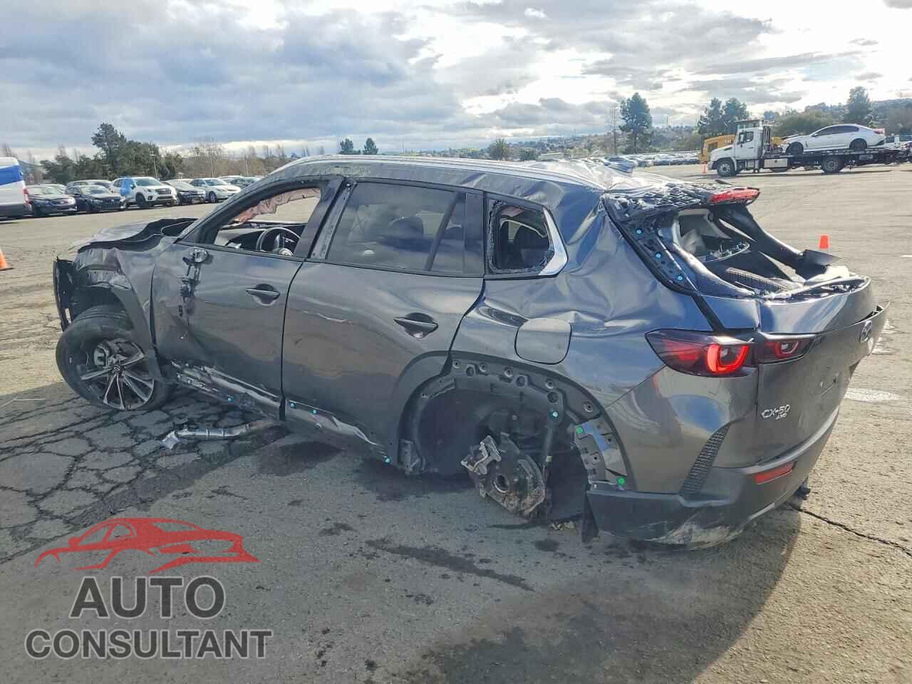 MAZDA CX-50 2023 - 7MMVABEM2PN137626