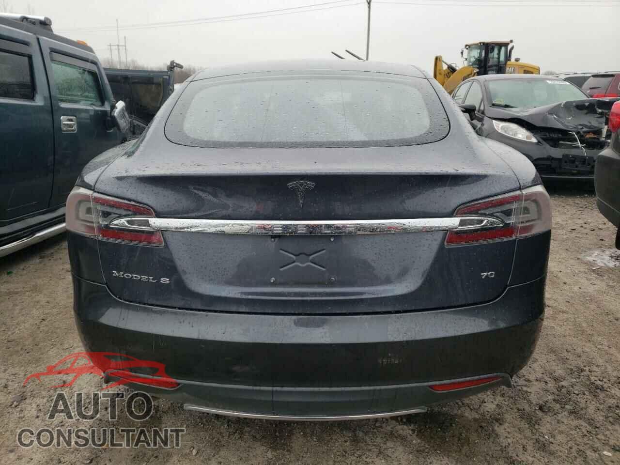 TESLA MODEL S 2015 - 5YJSA1E19FF108351