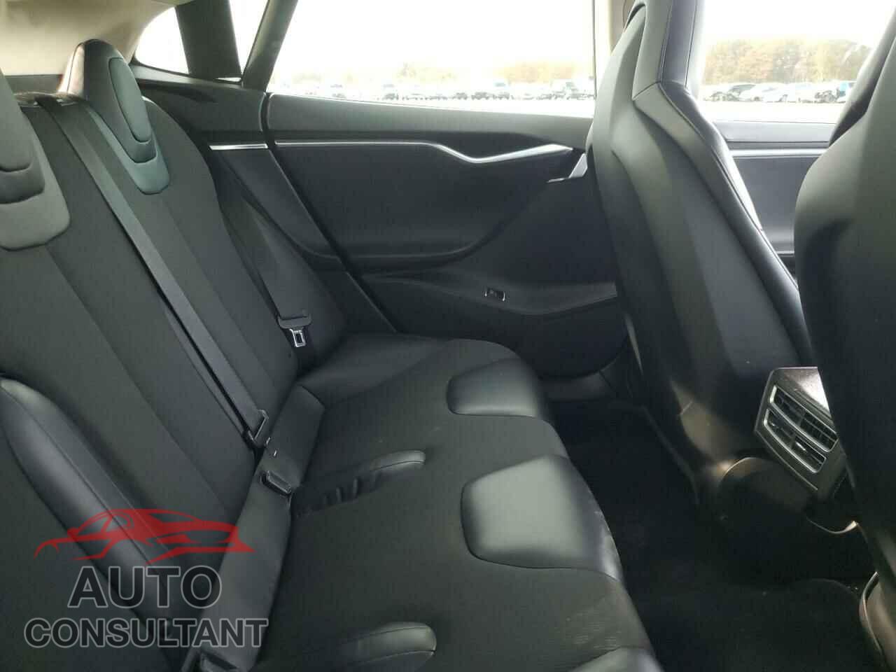 TESLA MODEL S 2014 - 5YJSA1S11EFP33247