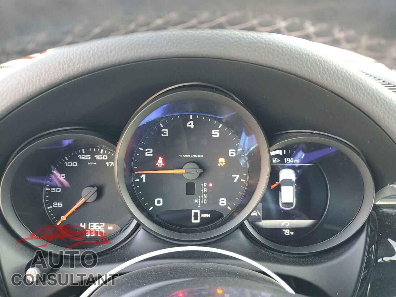 PORSCHE MACAN 2018 - WP1AA2A58JLB11367