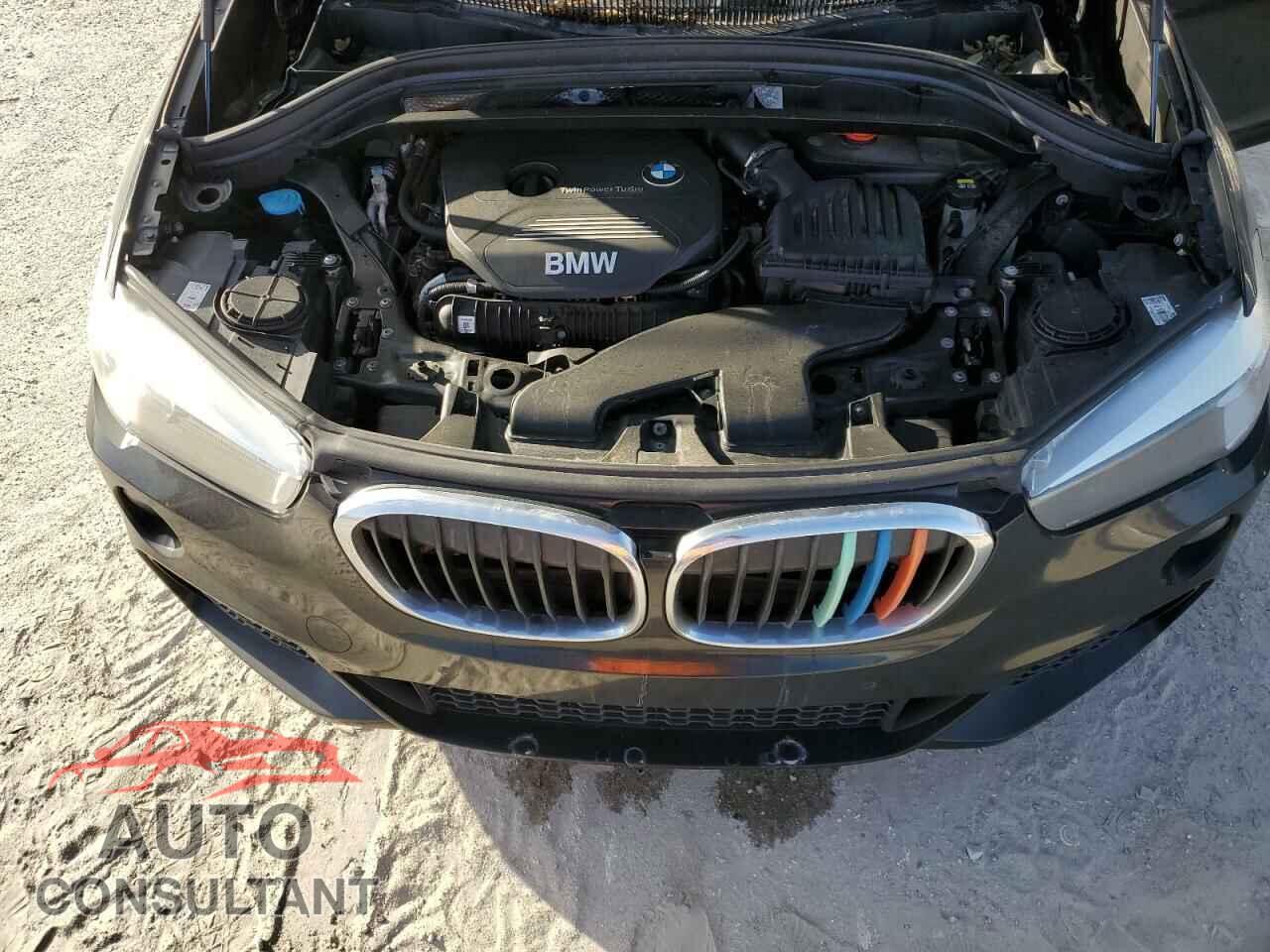 BMW X1 2017 - WBXHT3C32H5F68112