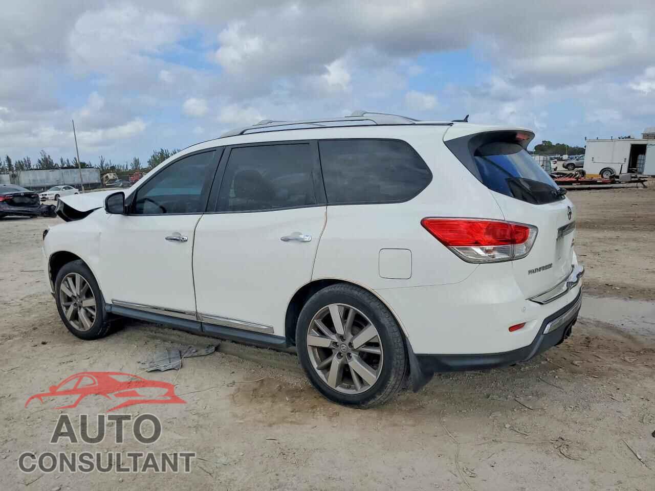 NISSAN PATHFINDER 2013 - 5N1AR2MM9DC641361