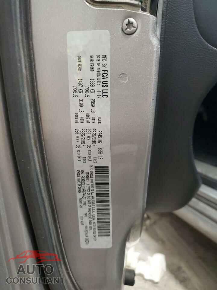 DODGE CARAVAN 2017 - 2C4RDGEG1HR674427