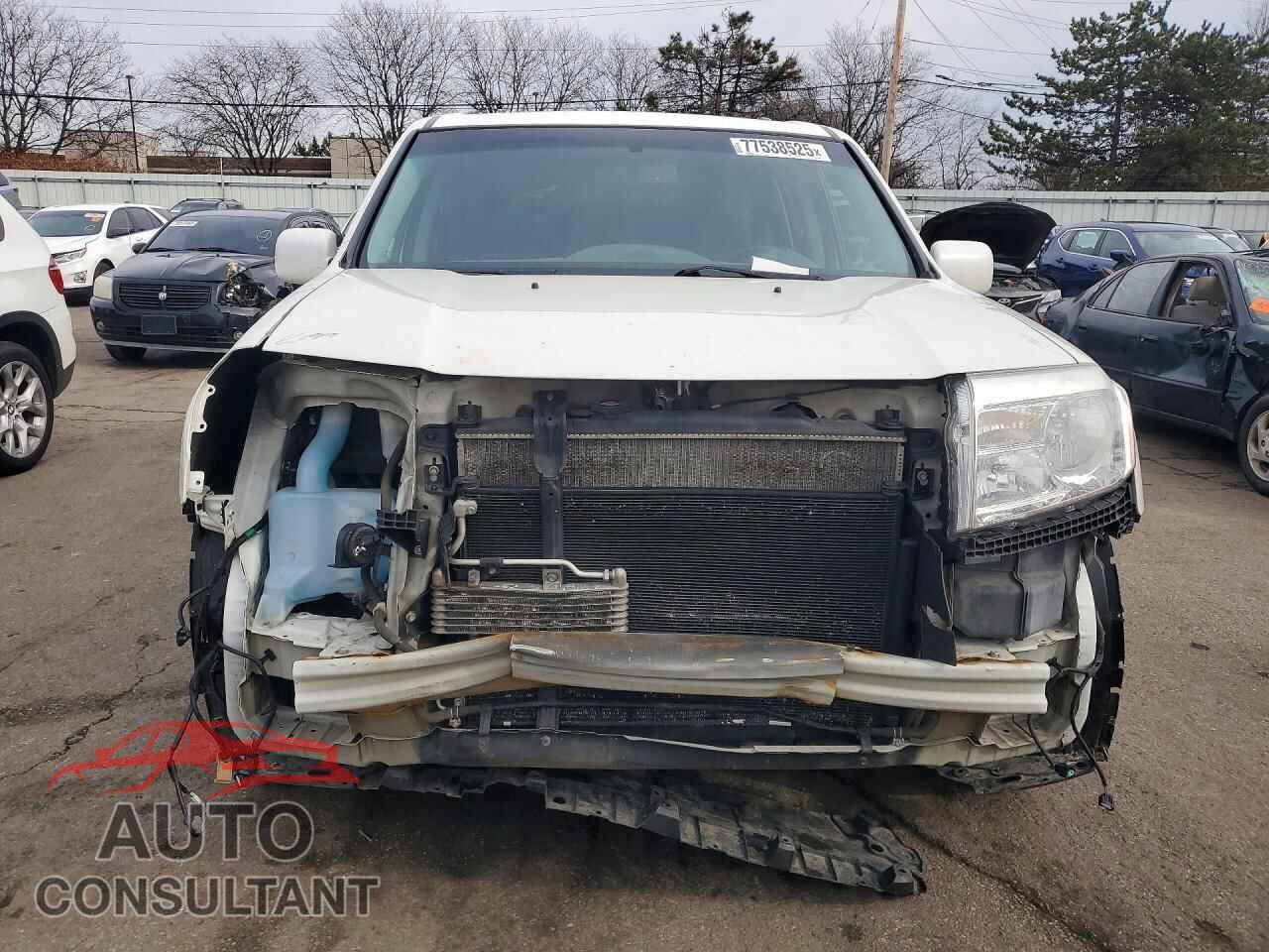 HONDA PILOT 2014 - 5FNYF4H94EB041235