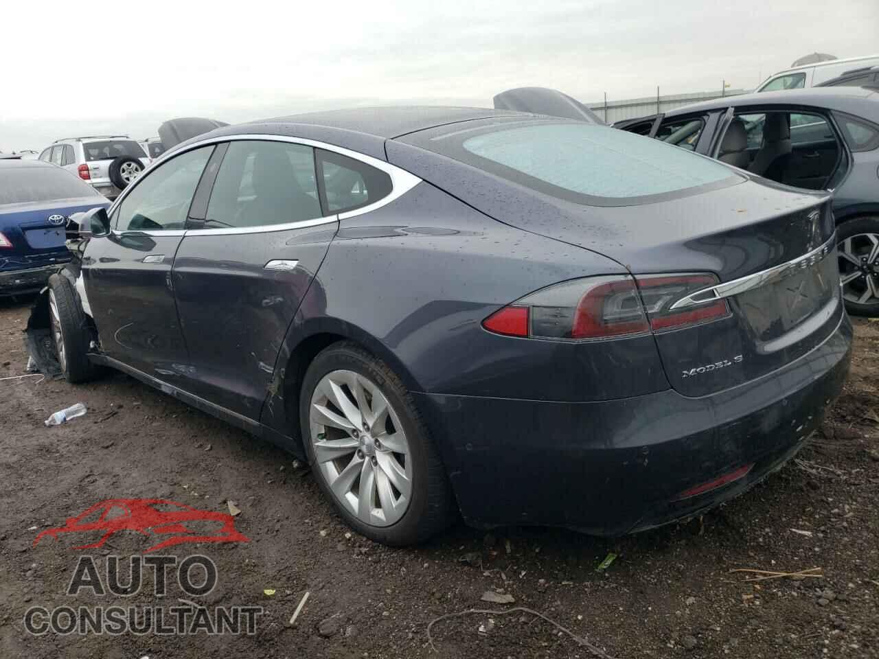 TESLA MODEL S 2018 - 5YJSA1E2XJF281023