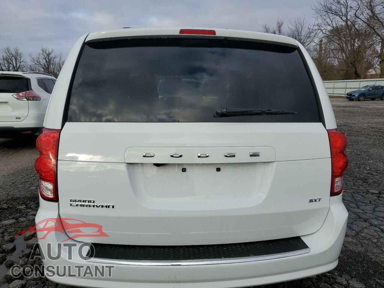 DODGE CARAVAN 2015 - 2C4RDGCG5FR687049
