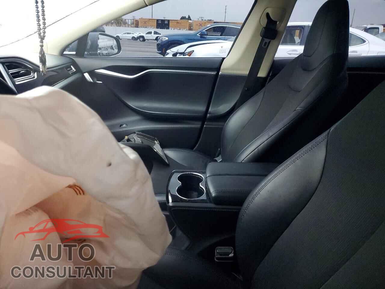 TESLA MODEL S 2014 - 5YJSA1H11EFP40545