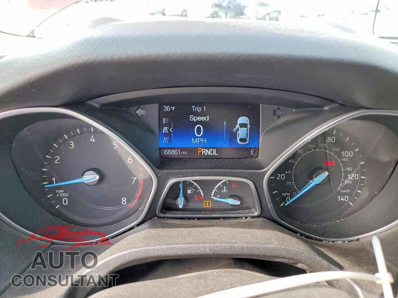 FORD FOCUS 2015 - 1FADP3F28FL259517