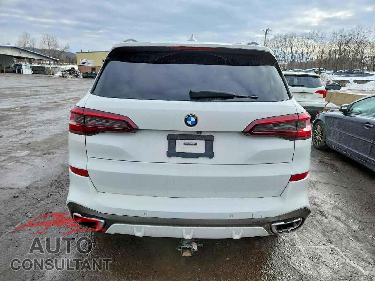 BMW X5 2021 - 5UXCR6C06M9D77968