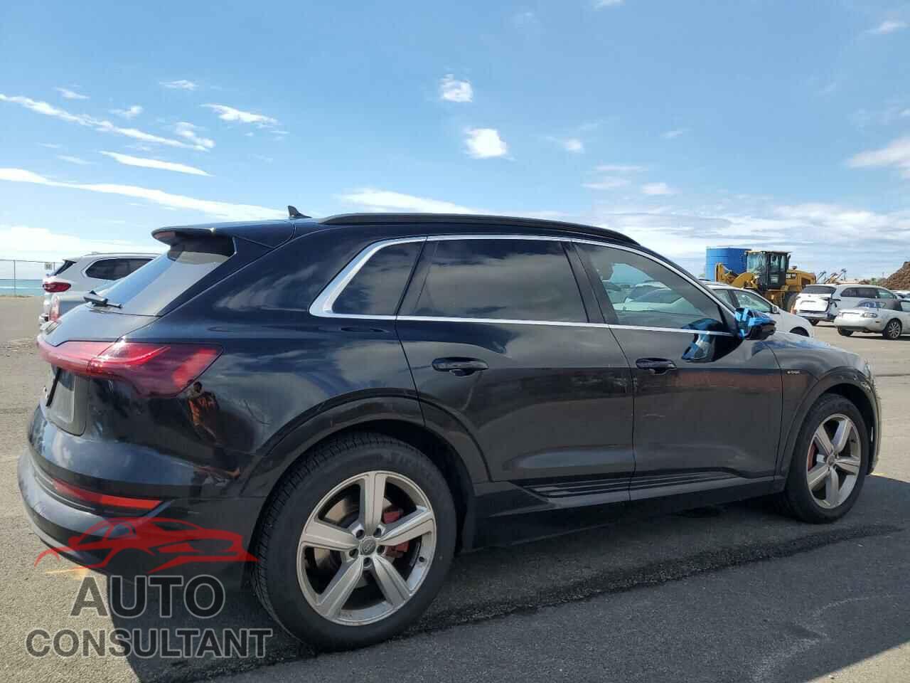 AUDI E-TRON 2019 - WA1LAAGE3KB008886