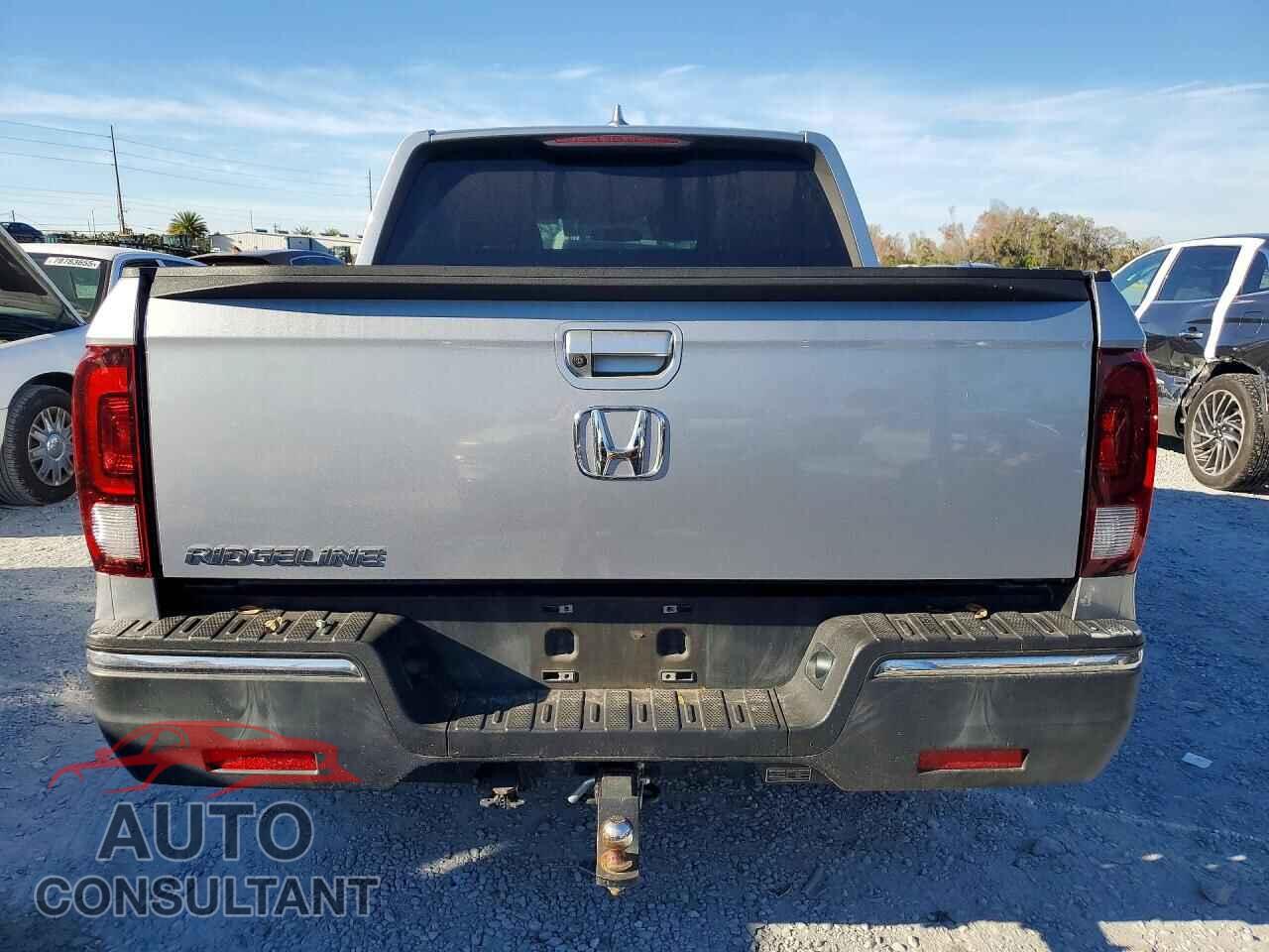 HONDA RIDGELINE 2017 - 5FPYK2F53HB005497