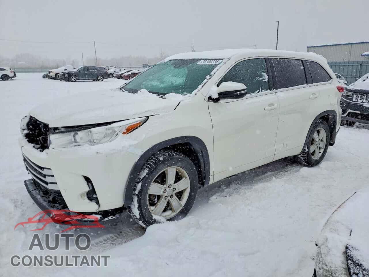 TOYOTA HIGHLANDER 2018 - 5TDBZRFH0JS890739