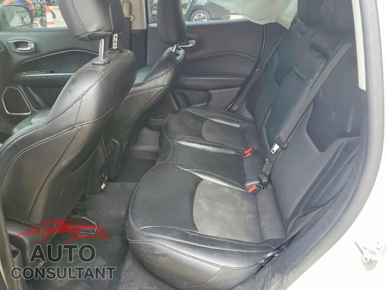 JEEP COMPASS 2019 - 3C4NJCBB7KT676812