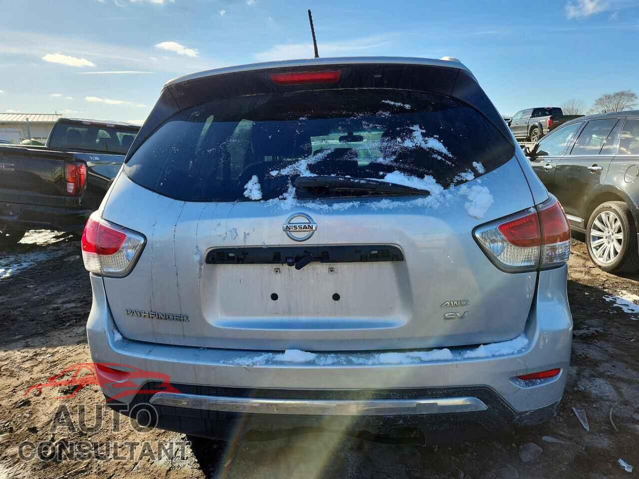 NISSAN PATHFINDER 2013 - 5N1AR2MM2DC670944