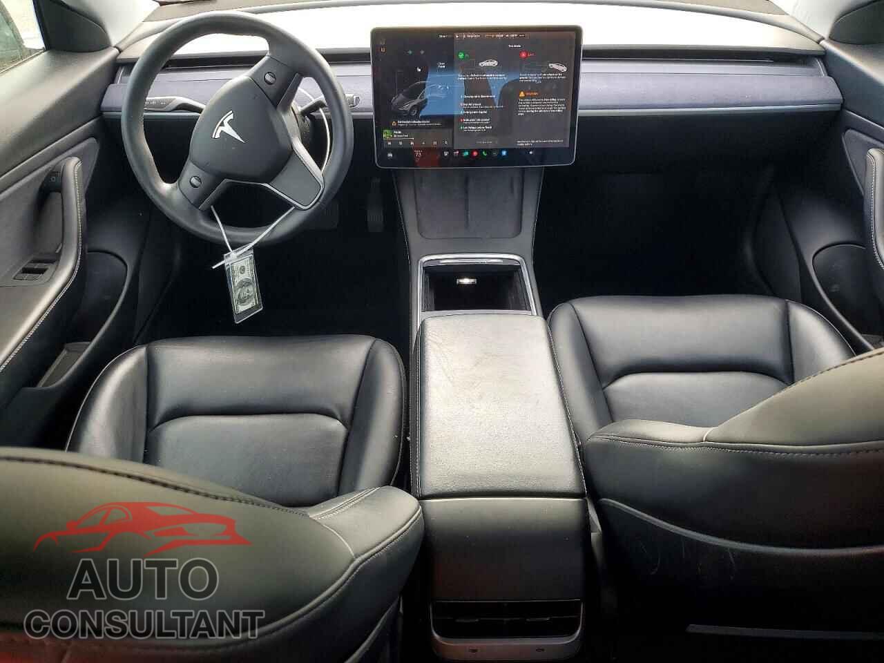 TESLA MODEL 3 2021 - 5YJ3E1EB1MF928129