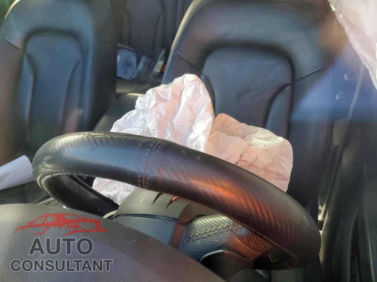 AUDI Q5 2012 - WA1DKAFP2CA068623