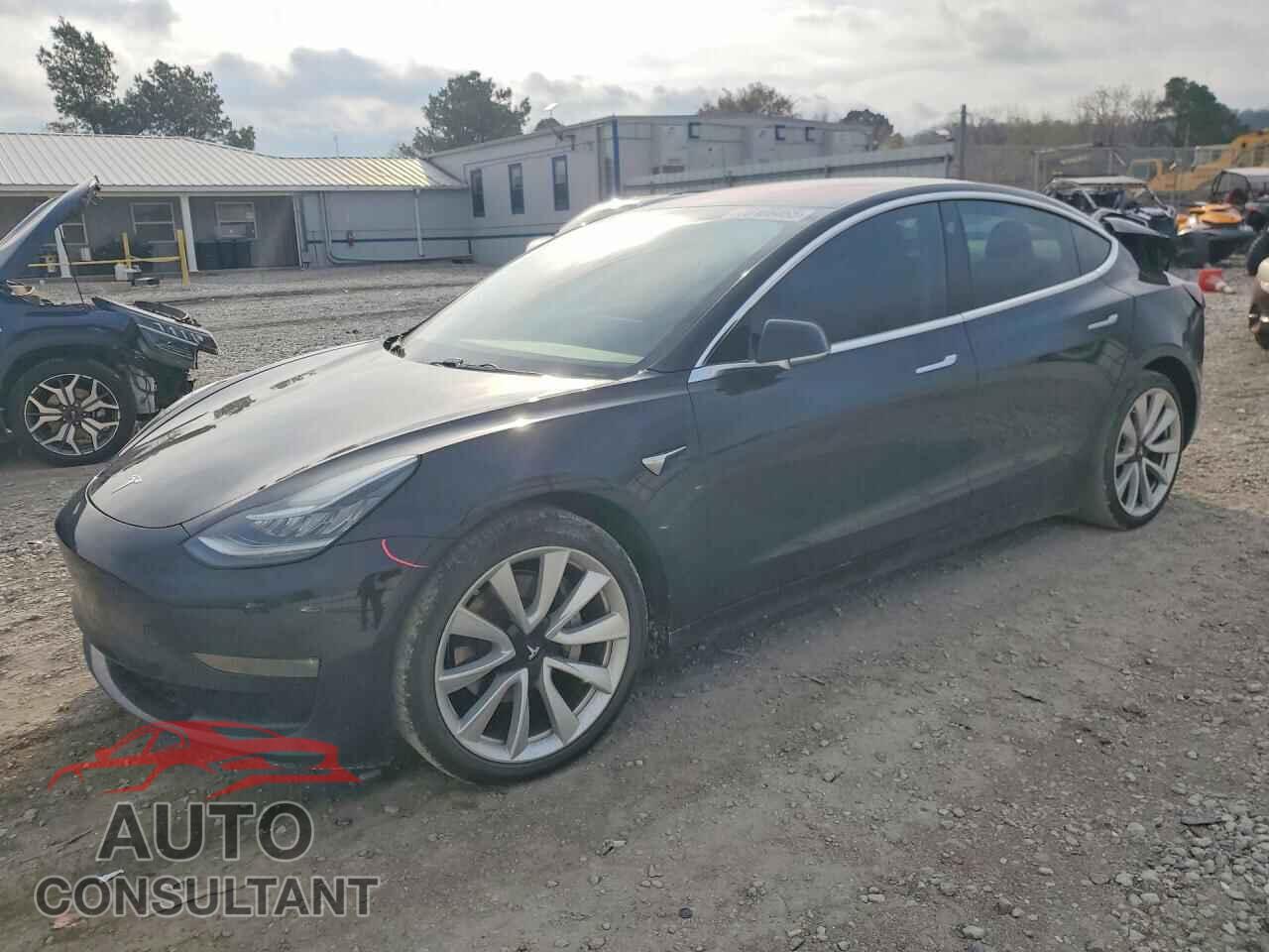 TESLA MODEL 3 2018 - 5YJ3E1EA7JF033800