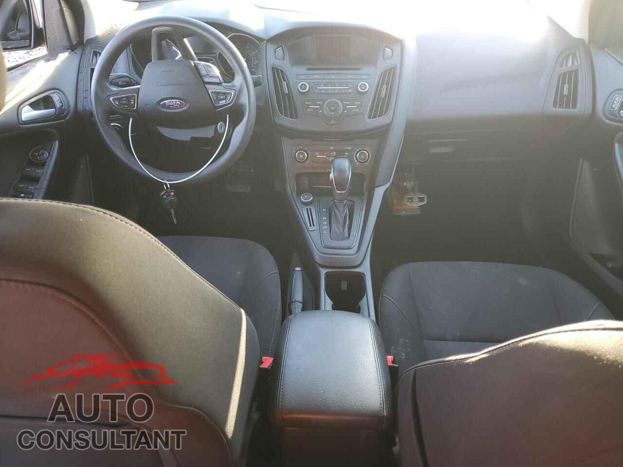 FORD FOCUS 2017 - 1FADP3F20HL291848
