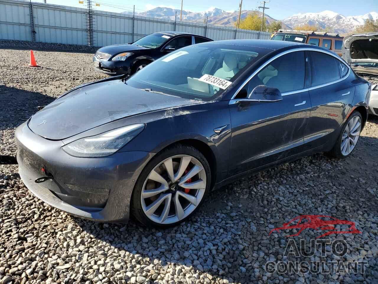 TESLA MODEL 3 2019 - 5YJ3E1EB3KF447652