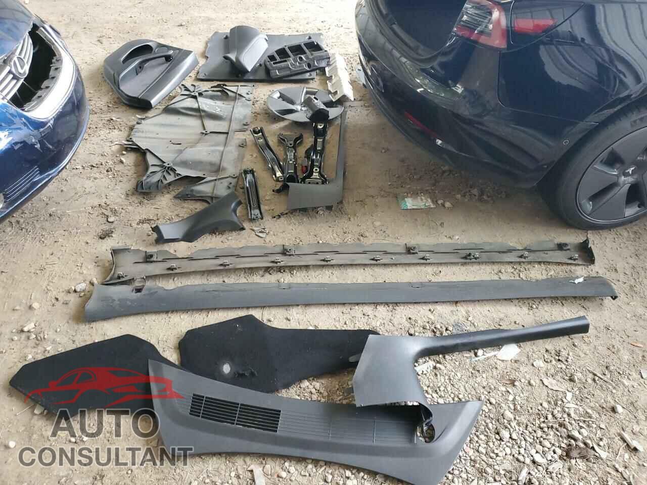 TESLA MODEL 3 2022 - 5YJ3E1EA2NF185313