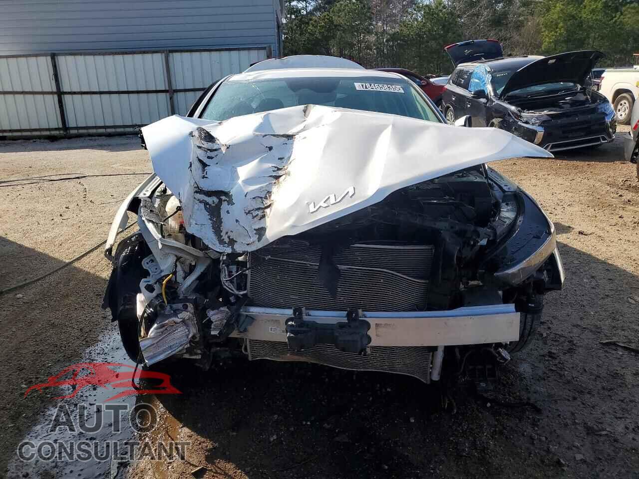 KIA K5 2025 - KNAG24J70S5325245