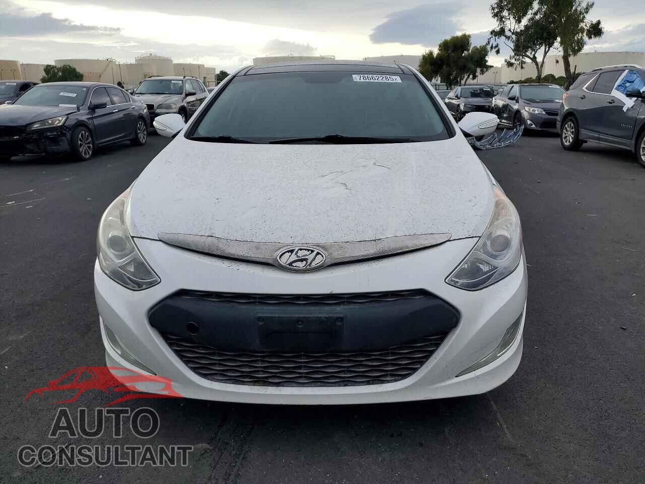 HYUNDAI SONATA 2014 - KMHEC4A45EA112442