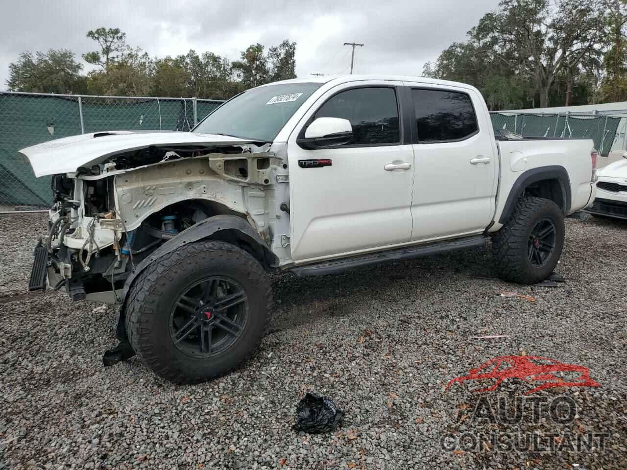 TOYOTA TACOMA 2018 - 5TFCZ5AN5JX151970