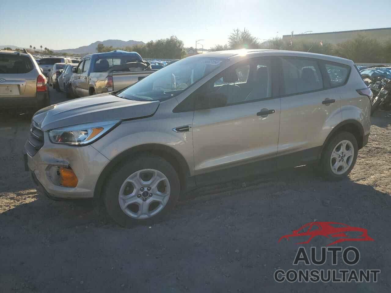 FORD ESCAPE 2017 - 1FMCU0F76HUE74217