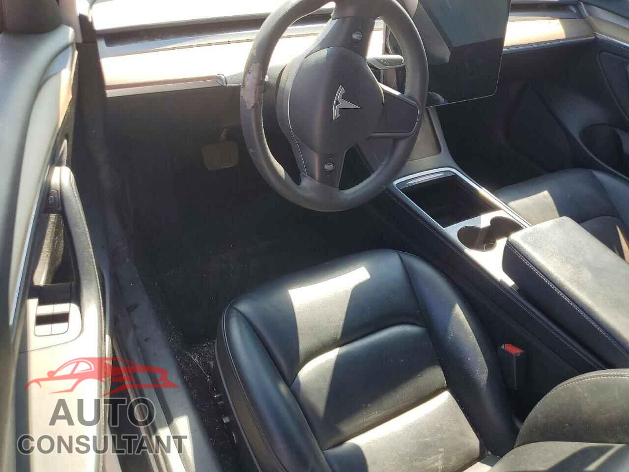 TESLA MODEL 3 2021 - 5YJ3E1EA4MF095160