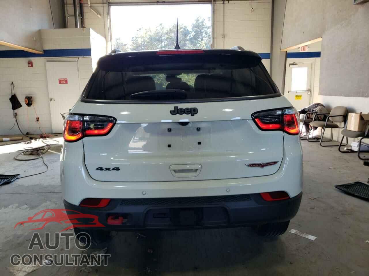JEEP COMPASS 2019 - 3C4NJDDB4KT807567