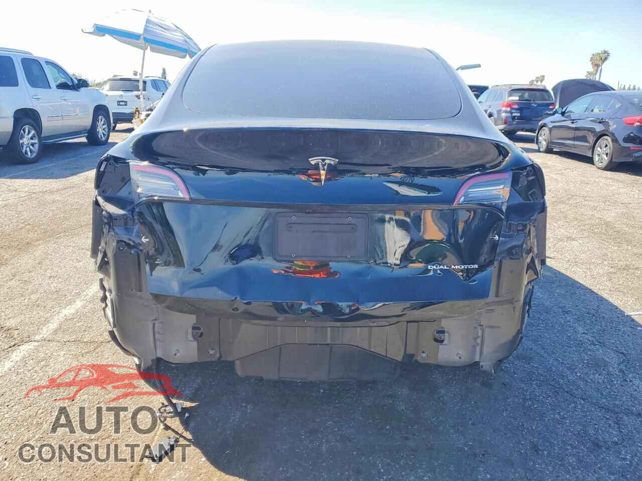 TESLA MODEL Y 2023 - 7SAYGDEE3PF908953