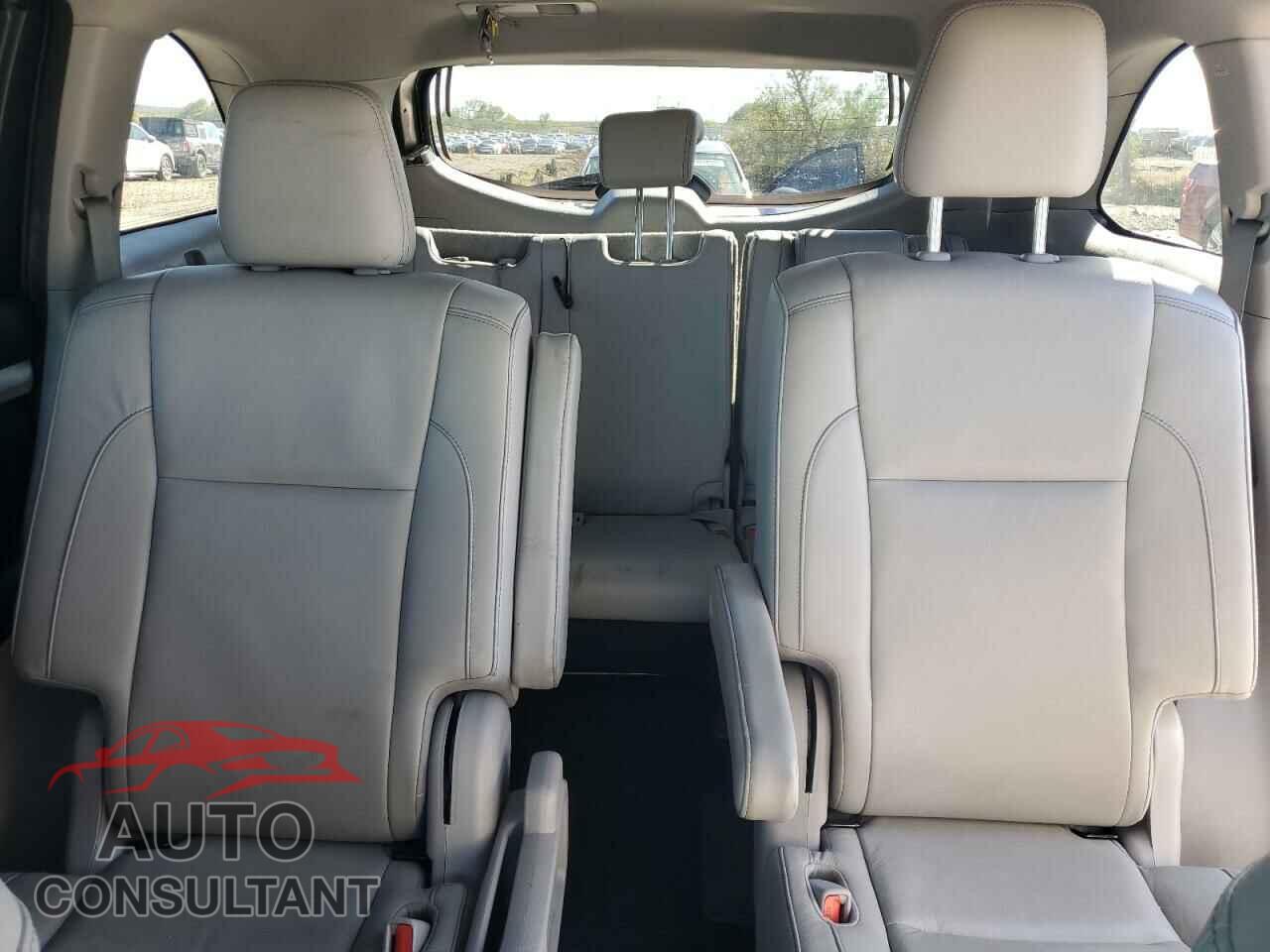 TOYOTA HIGHLANDER 2017 - 5TDKZRFH2HS208017