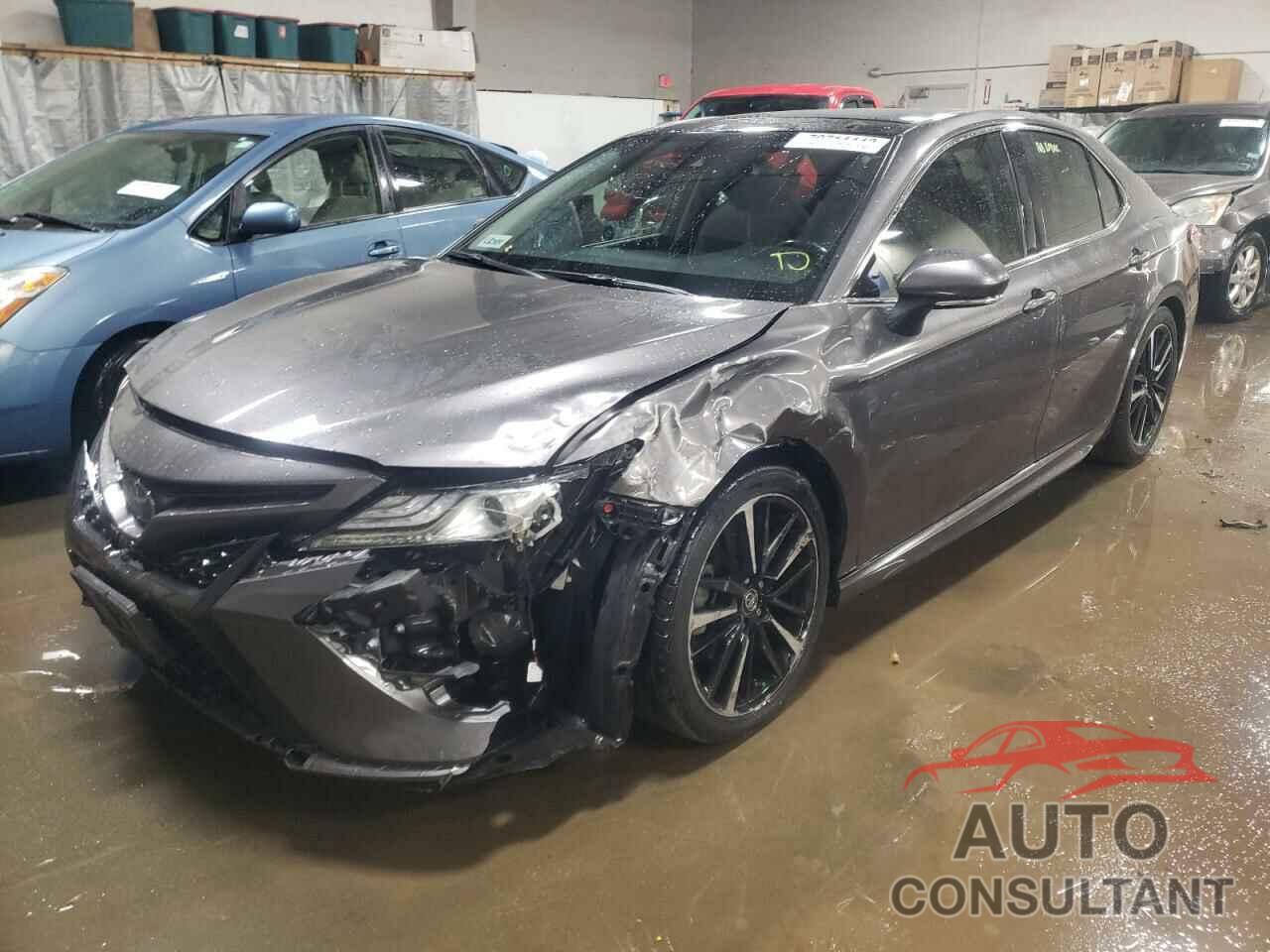TOYOTA CAMRY 2019 - 4T1B61HK3KU801533