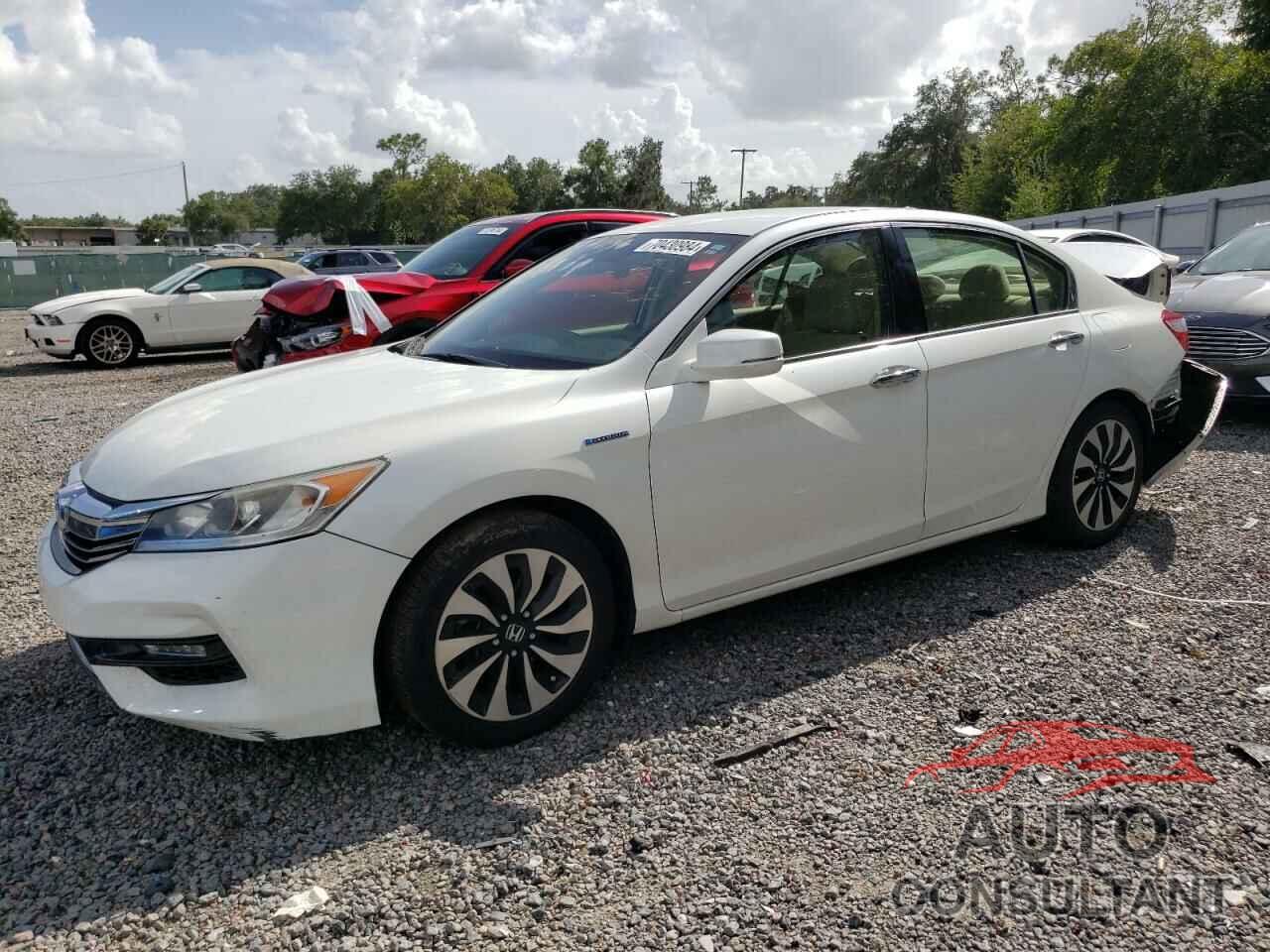 HONDA ACCORD 2017 - JHMCR6F39HC014690