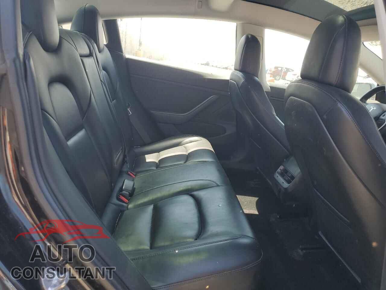 TESLA MODEL 3 2018 - 5YJ3E1EA3JF092696