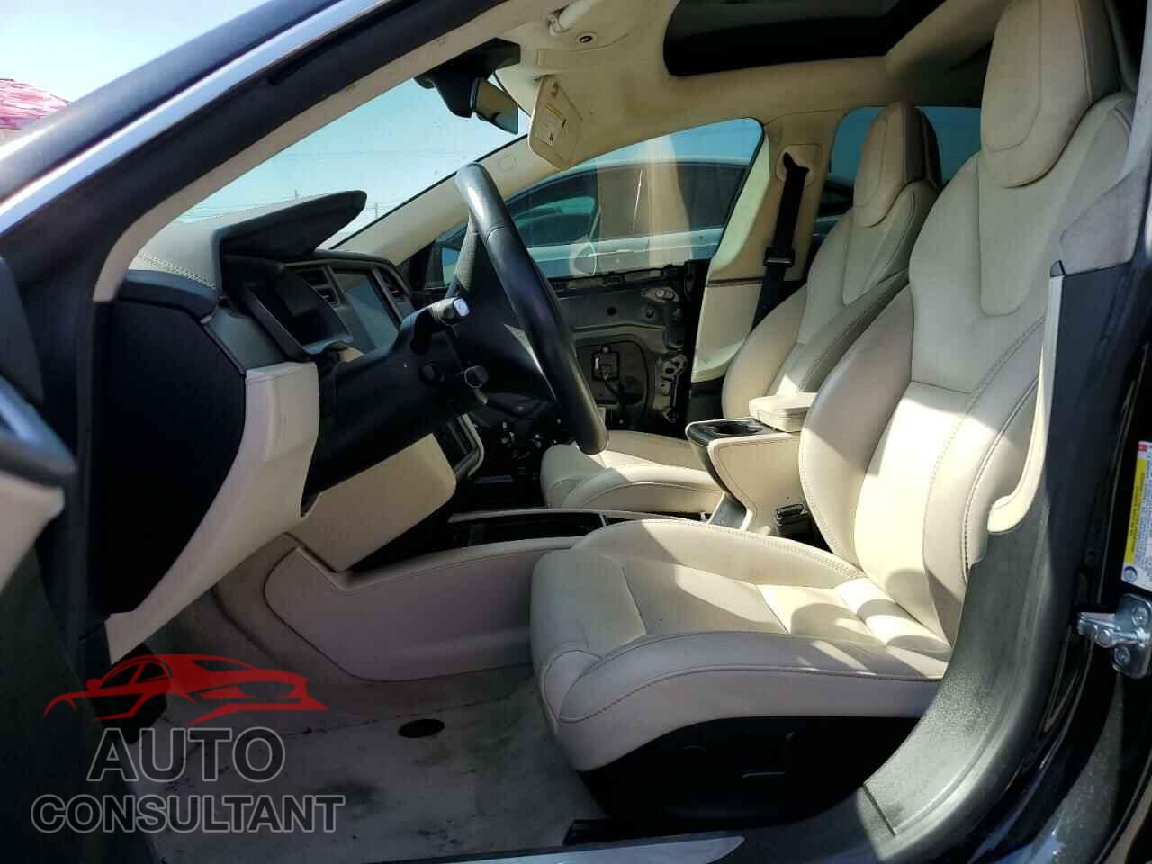 TESLA MODEL S 2018 - 5YJSA1E22JF259548