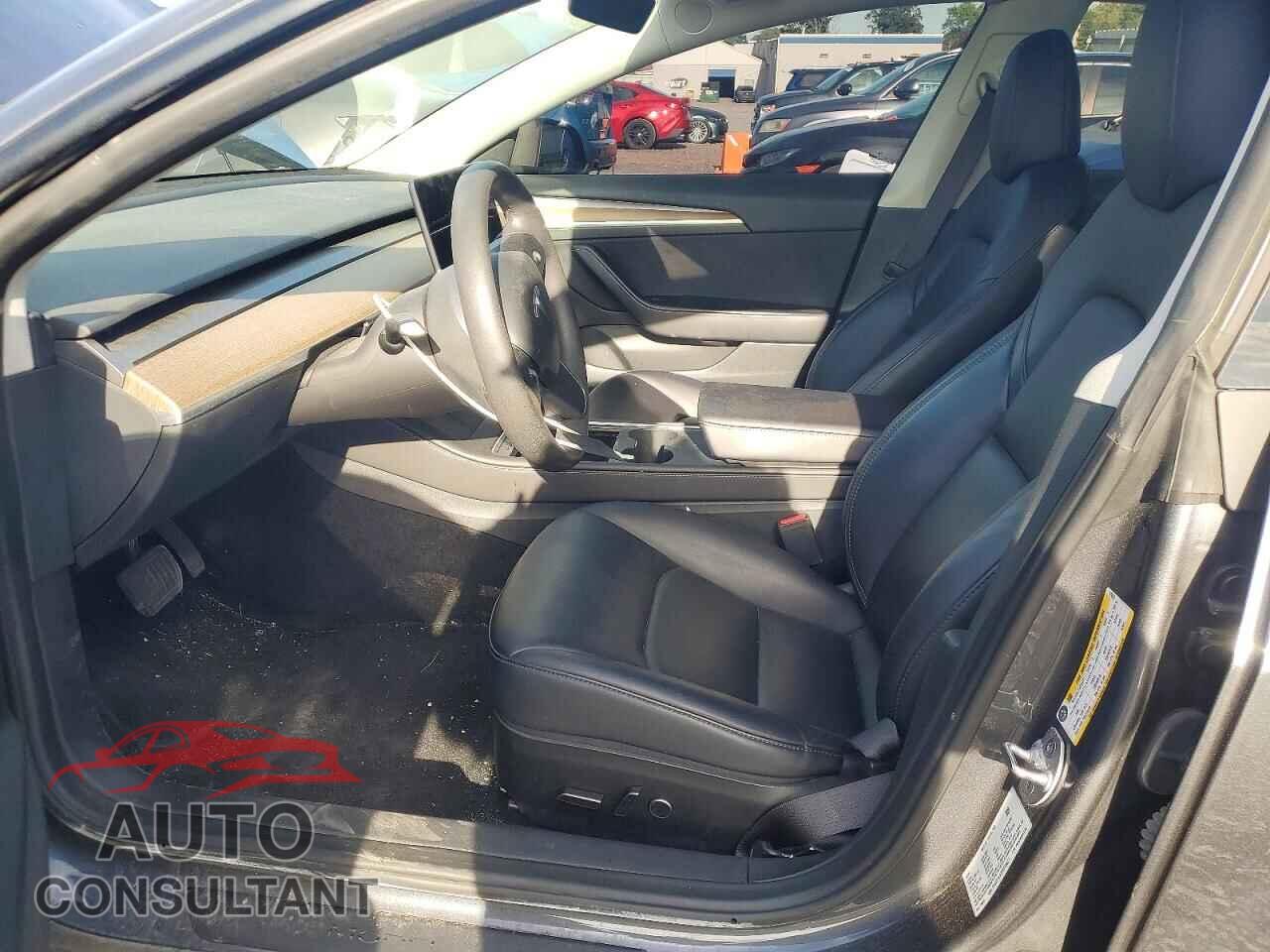 TESLA MODEL 3 2023 - 5YJ3E1EA7PF676527