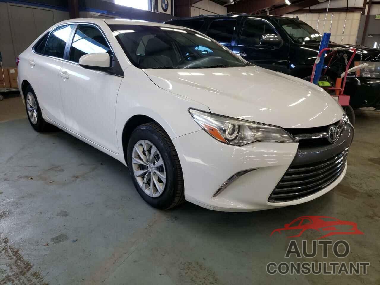 TOYOTA CAMRY 2016 - 4T1BF1FK2GU118555