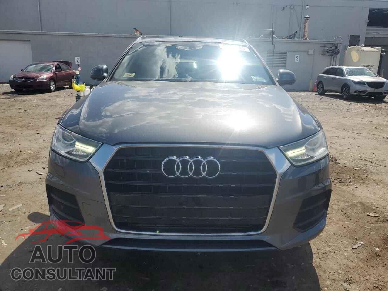 AUDI Q3 2017 - WA1BCCFS6HR004260