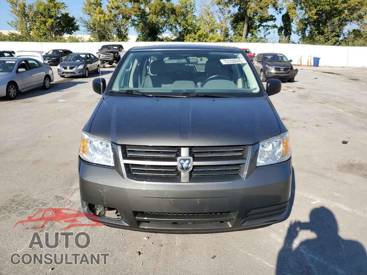 DODGE CARAVAN 2010 - 2D4RN4DE0AR405520