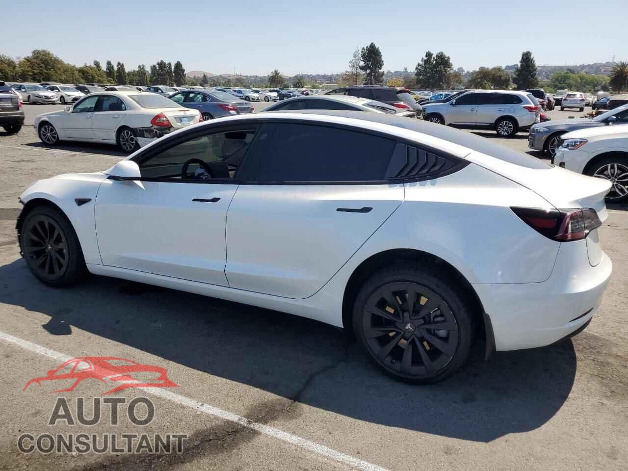 TESLA MODEL 3 2023 - 5YJ3E1EA4PF449845