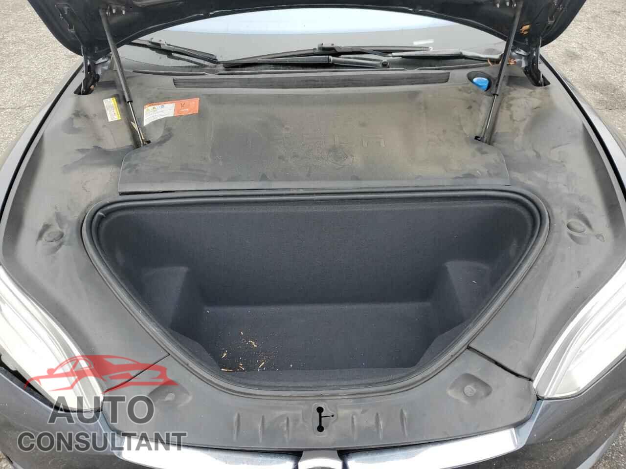 TESLA MODEL S 2016 - 5YJSA1E29GF152201