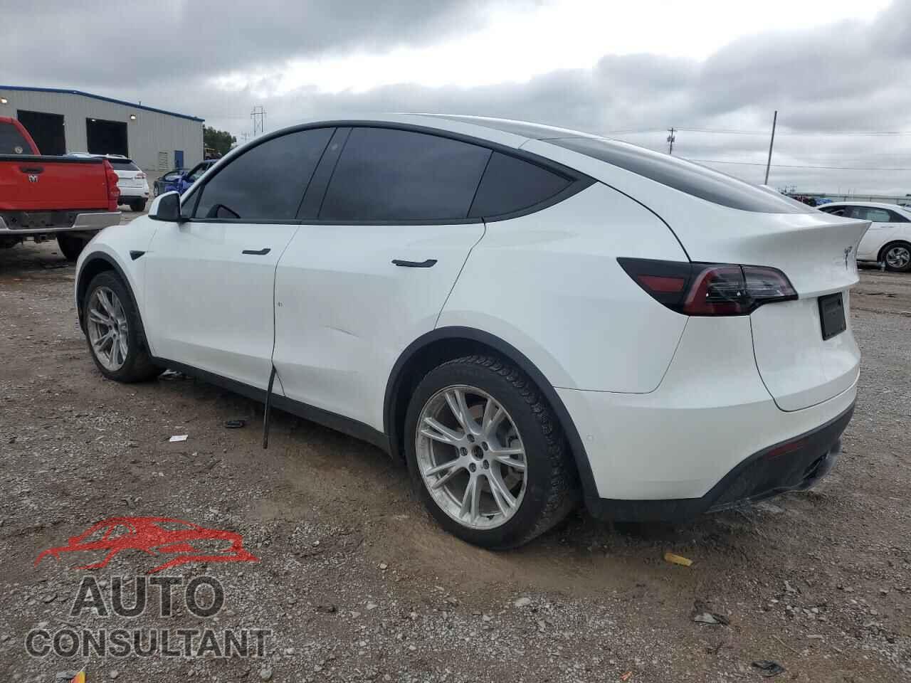 TESLA MODEL Y 2020 - 5YJYGDEEXLF017629