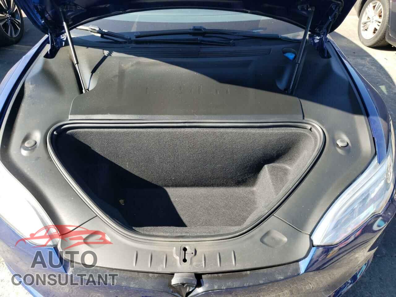 TESLA MODEL S 2017 - 5YJSA1E2XHF230910