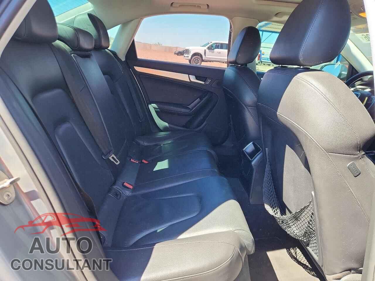 AUDI A4 2011 - WAUDFAFL9BA064748